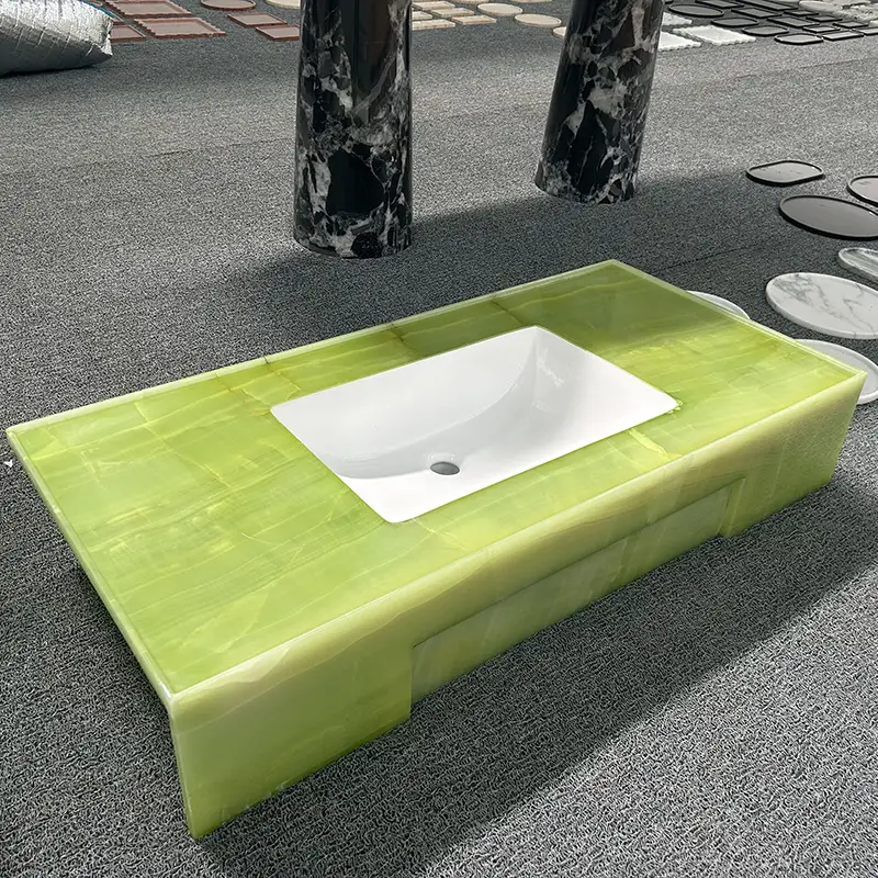 Grüne Onyx Eitelkeit Top